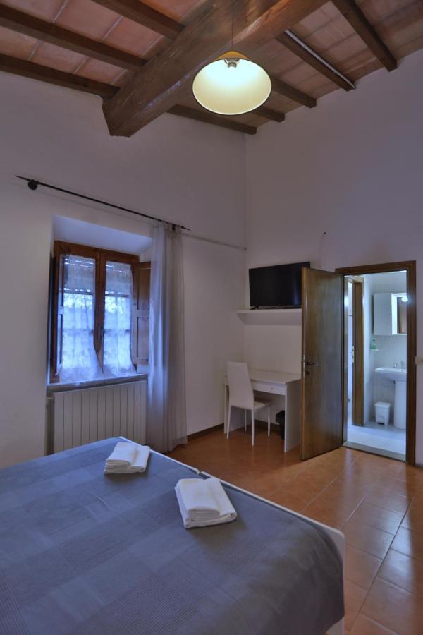 Podere San Francesco Bed & Breakfast Volterra Dış mekan fotoğraf
