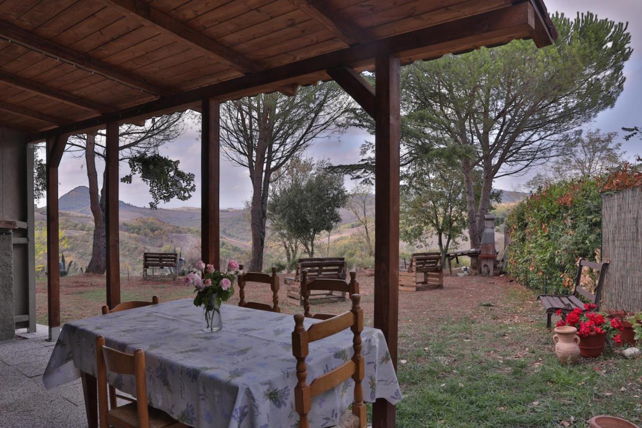 Podere San Francesco Bed & Breakfast Volterra Dış mekan fotoğraf