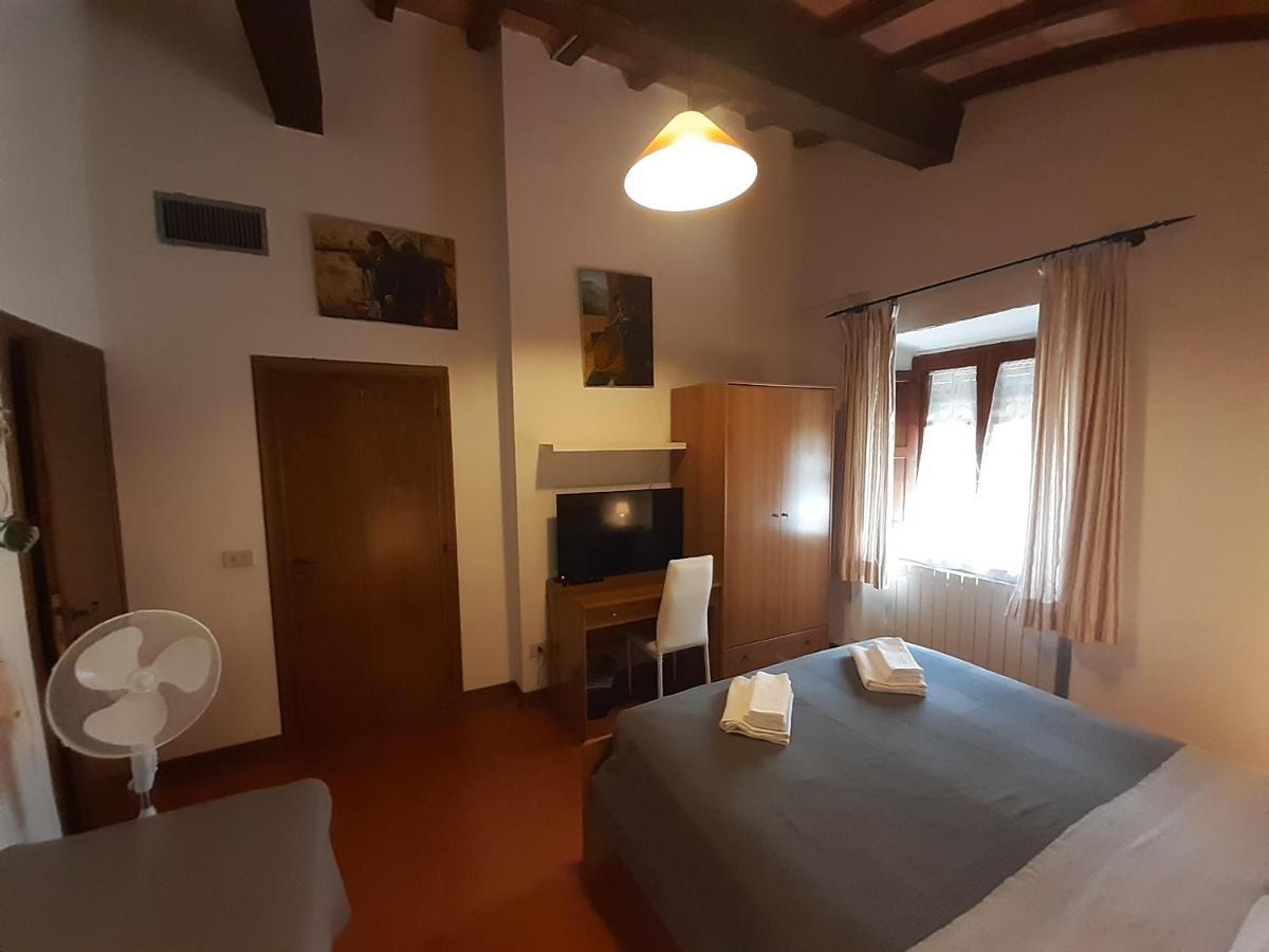 Podere San Francesco Bed & Breakfast Volterra Dış mekan fotoğraf