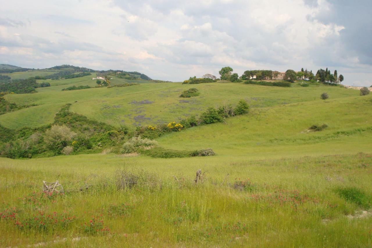 Podere San Francesco Bed & Breakfast Volterra Dış mekan fotoğraf
